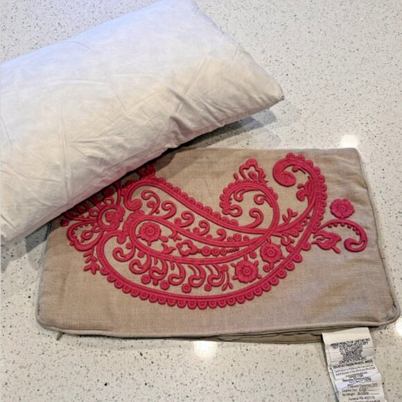 Magaschoni Home Decorative Down Throw Pillow 12x20" Hot Pink Paisley 100% Linen - Picture 6 of 9